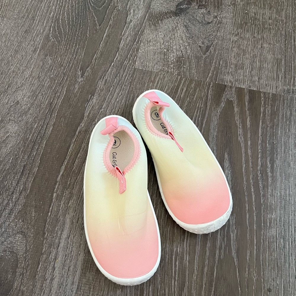 Cat & jack girls water shoes